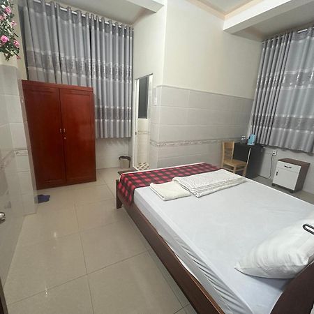 Hotel Anh Tuan Bac Lieu Exteriör bild
